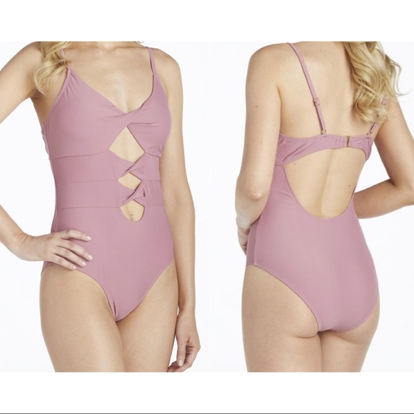 SOLD ✨ Bebe Twisted Cutout One Piece Swimsuit - Picture 2 of 14